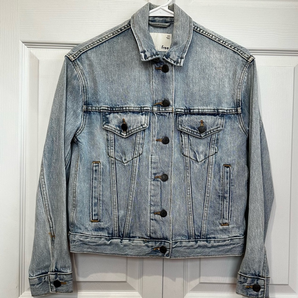Wilfred Free Acid Wash Trucker Style Denim Jacket XXS Like New